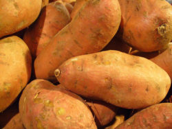 Sweet Potatoes, Pumpkin Seeds & More Fall Foods To Make You Look Gorgeous