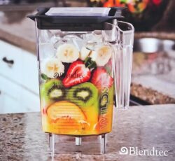 Blenders vs. Juicers: Pros & Cons